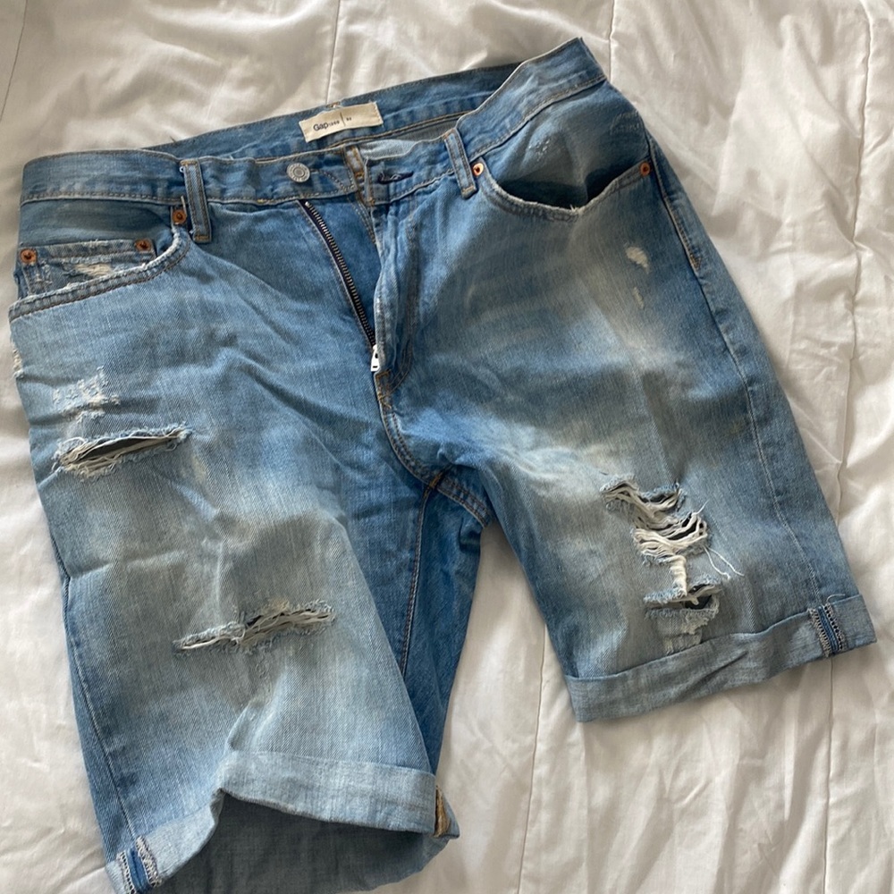 GAP mens distressed jean shorts